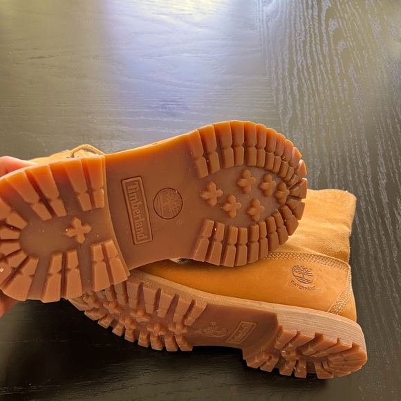 Authentic Timberland boots - Picture 6 of 6